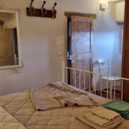 Il Piccino 29, Esperienza Romantica In Borgo.... Montescudaio Buitenkant foto
