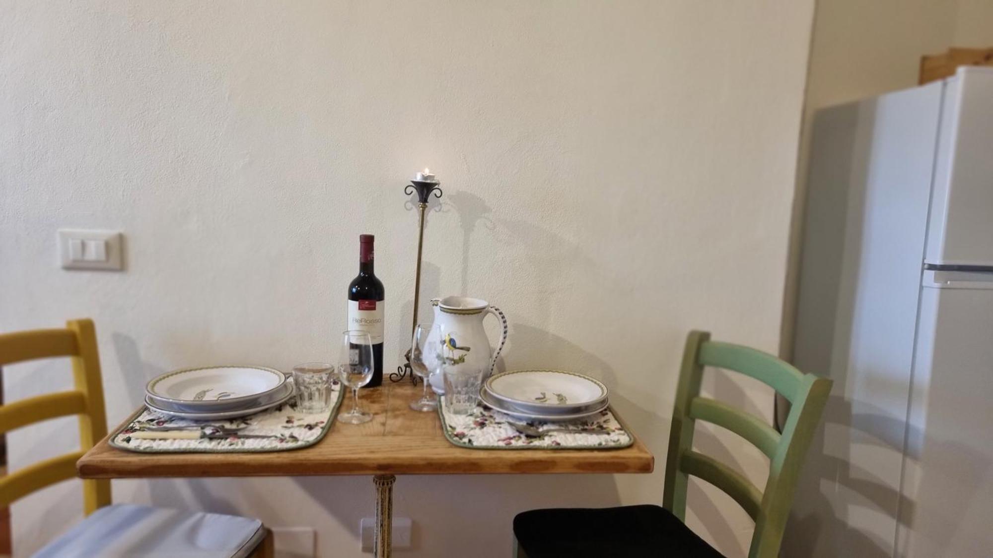 Il Piccino 29, Esperienza Romantica In Borgo.... Montescudaio Buitenkant foto