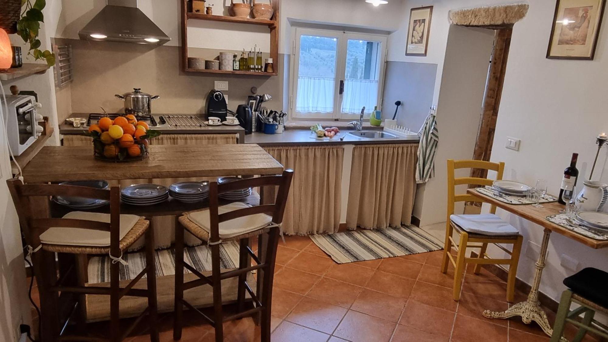 Il Piccino 29, Esperienza Romantica In Borgo.... Montescudaio Buitenkant foto