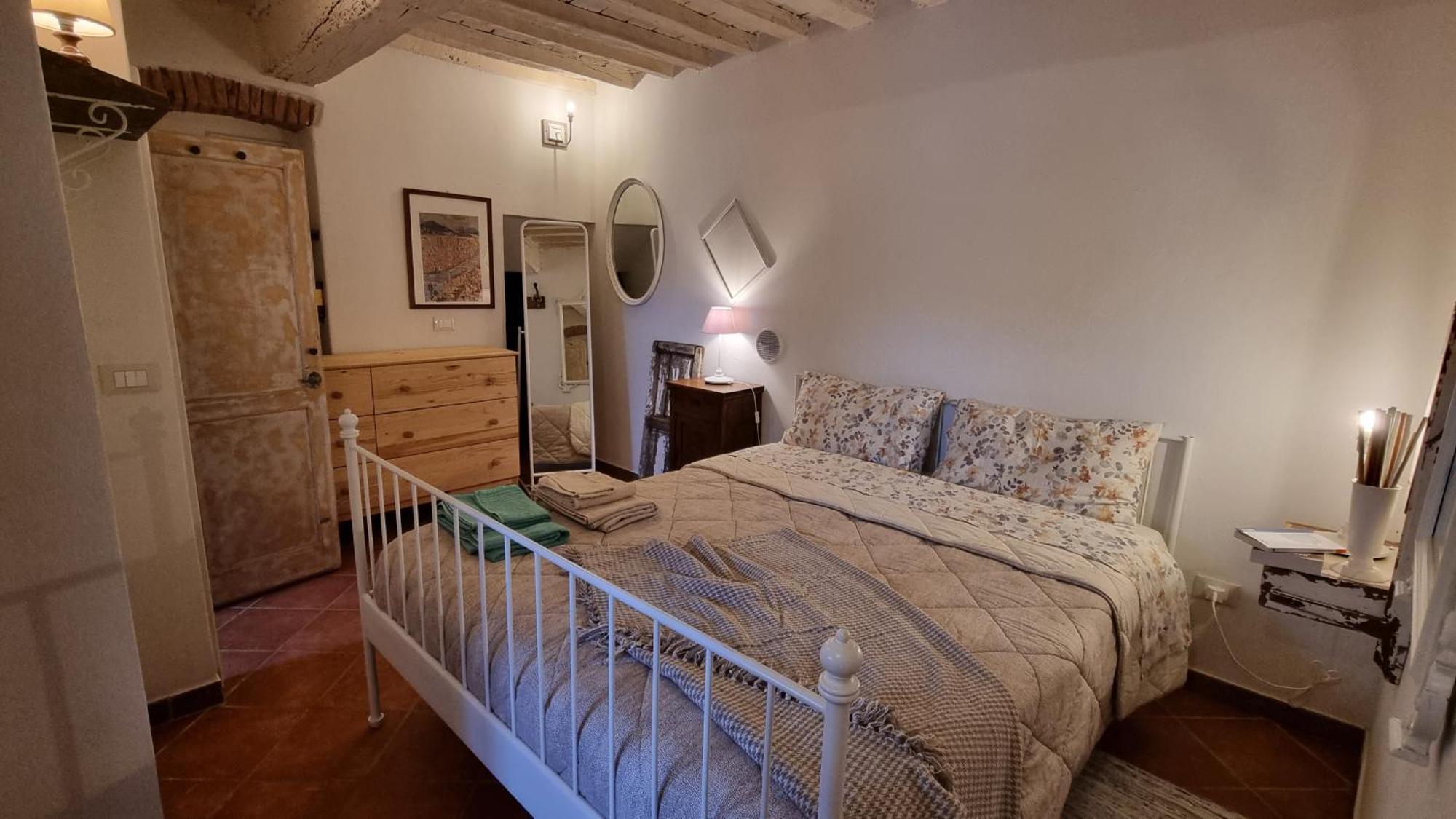 Il Piccino 29, Esperienza Romantica In Borgo.... Montescudaio Buitenkant foto